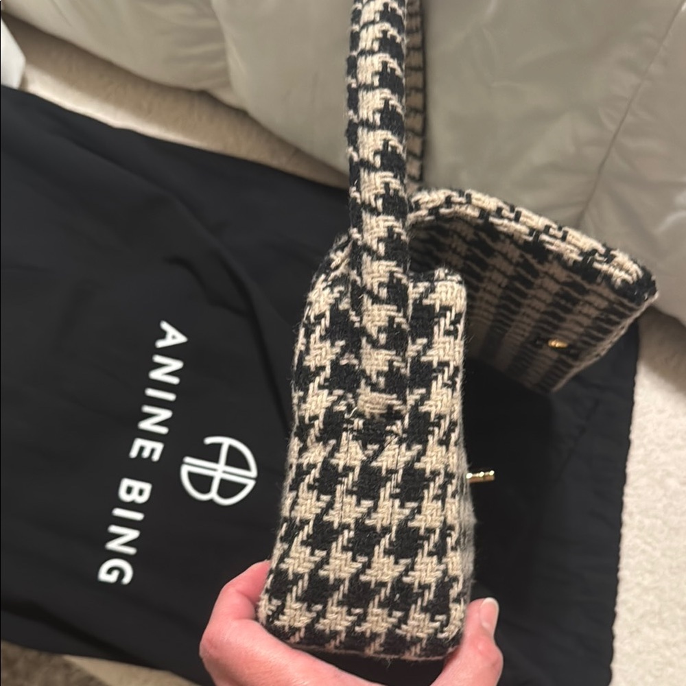 Anine Bing Houndstooth NICO Shoulder Bag - Picture 11 of 13